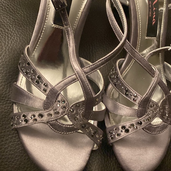 NINA New York Heels🏙️ 🩶 - Picture 10 of 11